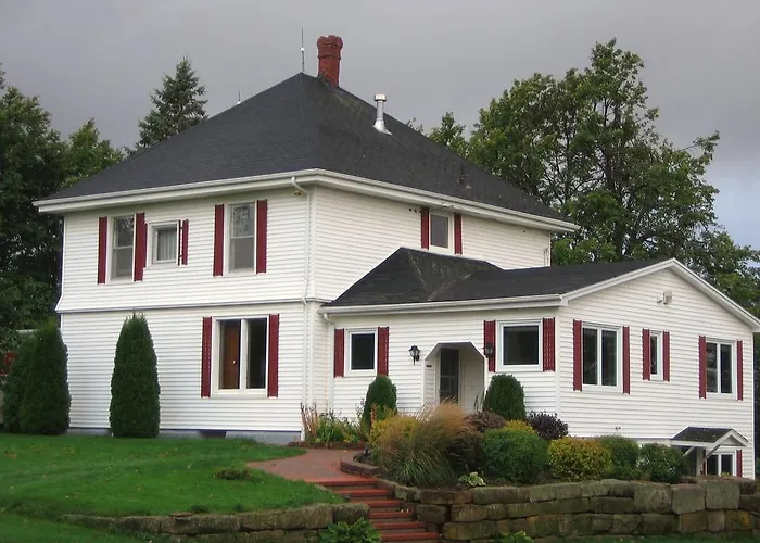 Linden Homestead